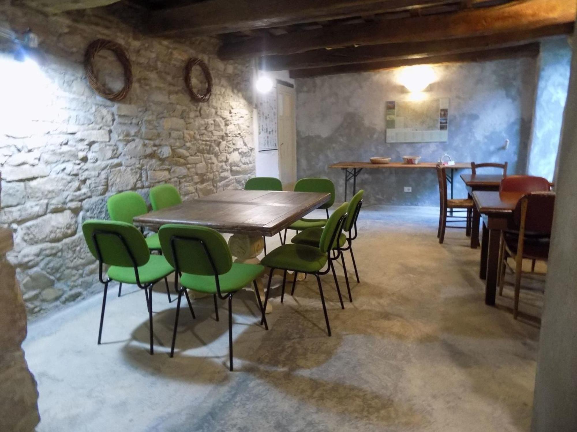 Comfy Home In San Godenzo With Lake Nearby Buitenkant foto