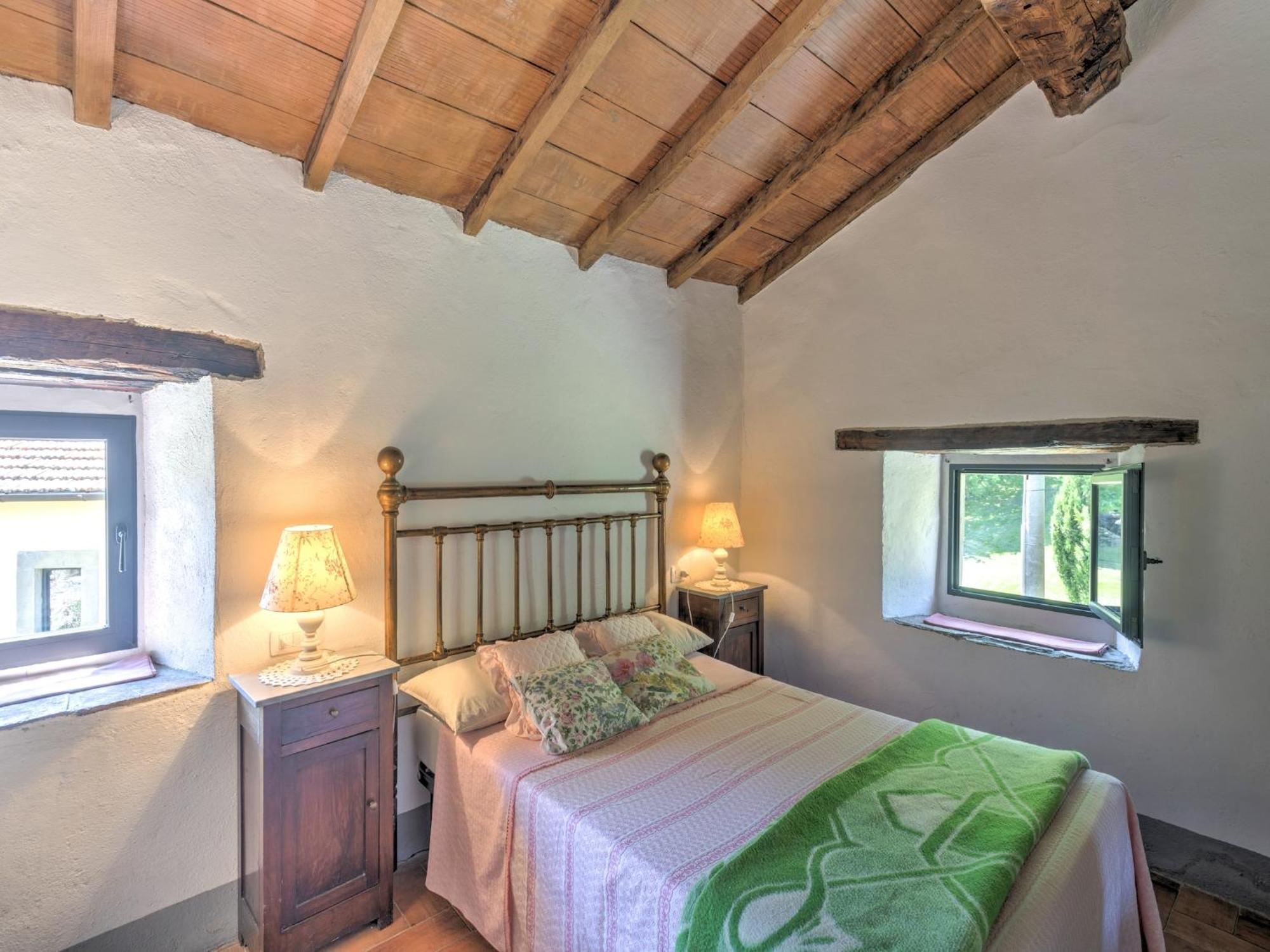 Comfy Home In San Godenzo With Lake Nearby Buitenkant foto