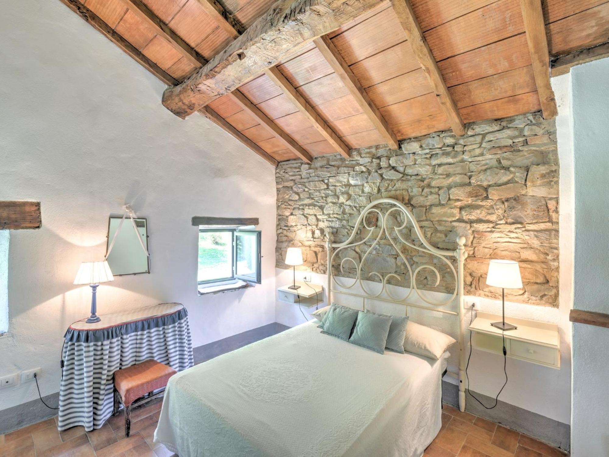 Comfy Home In San Godenzo With Lake Nearby Buitenkant foto